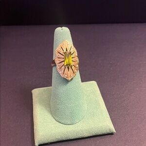 Cocktail Ring with Green Gemstone and Diamonds